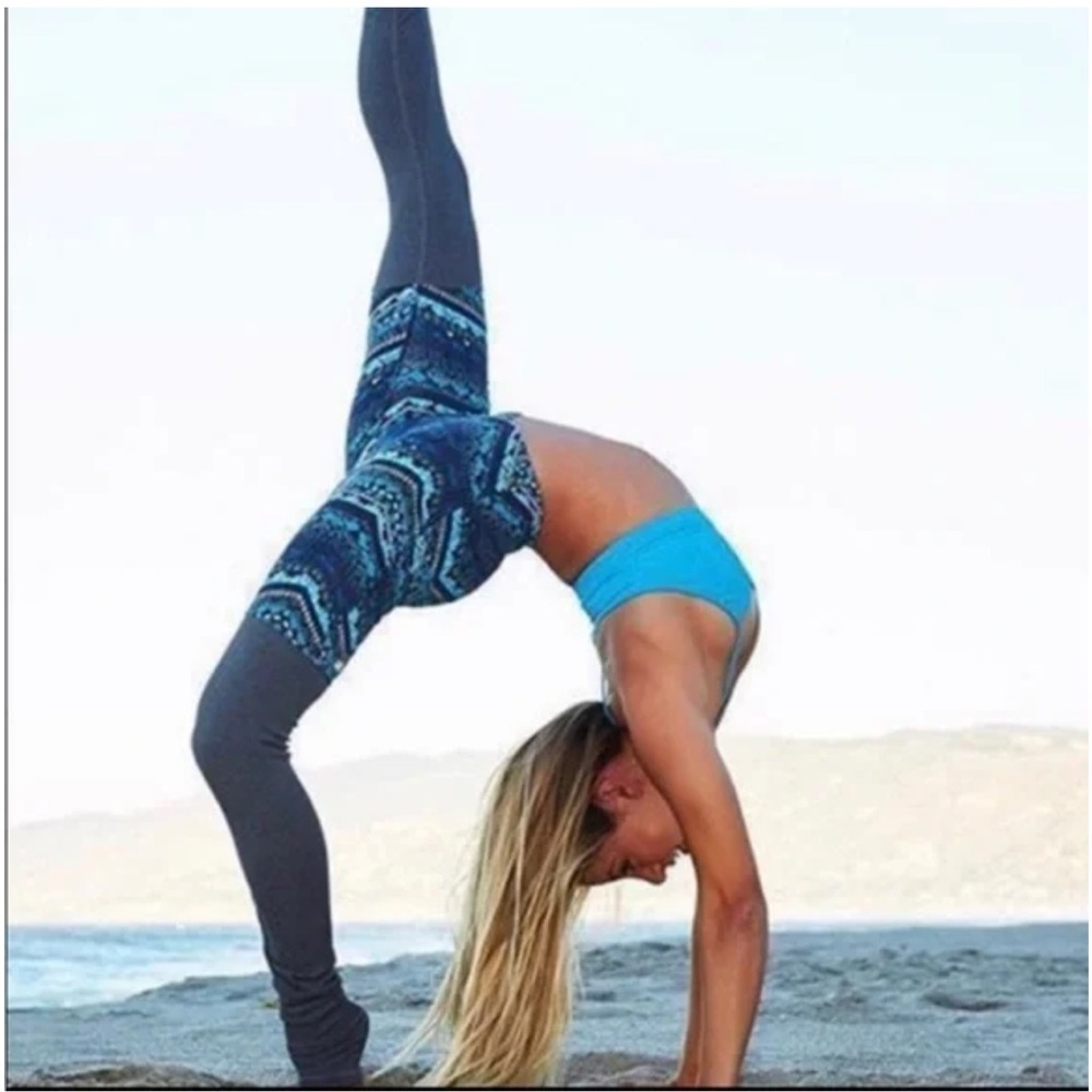 ALO Yoga | Goddess Ruched Ribbed Leggings Blue & Grey | size Small